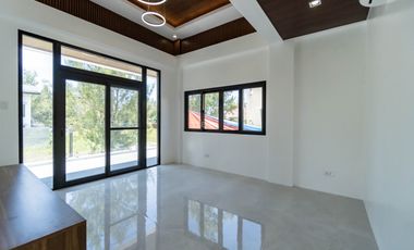 For Sale Pueblo Del Sol Tagaytay 4 Bedroom Brand new Tagaytay house for sale