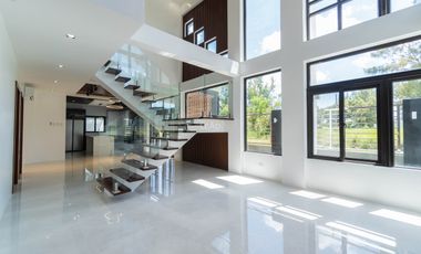 For Sale Pueblo Del Sol Tagaytay 4 Bedroom Brand new Tagaytay house for sale