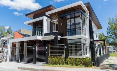 For Sale Pueblo Del Sol Tagaytay 4 Bedroom Brand new Tagaytay house for sale