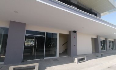 Commercial unit for Lease in front of Landers Angeles City Pampanga