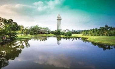 Marbella Lake Residences, Victoria Laguna