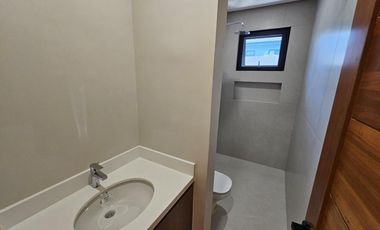 MODERN BUNGALOW HOUSE AND LOT IN AYALA ALABANG MUNTINLUPA