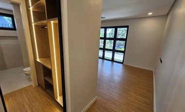 MODERN BUNGALOW HOUSE AND LOT IN AYALA ALABANG MUNTINLUPA