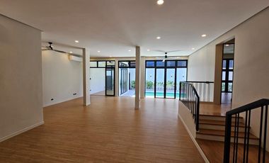 MODERN BUNGALOW HOUSE AND LOT IN AYALA ALABANG MUNTINLUPA