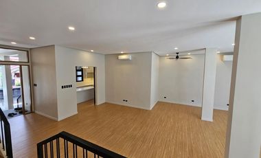 MODERN BUNGALOW HOUSE AND LOT IN AYALA ALABANG MUNTINLUPA