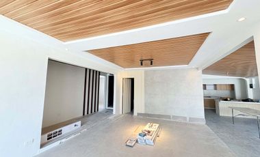 Modern 4 Bedroom Home