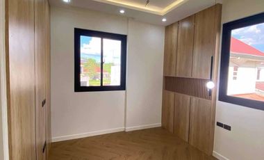 Modern 4 Bedroom Home