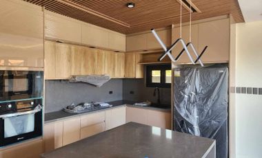Modern 4 Bedroom Home