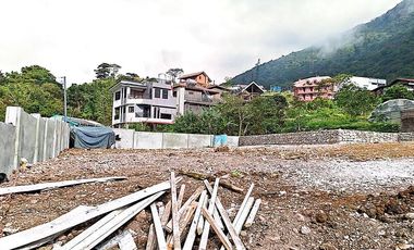 Flat Terrain Lot in Tuba, Benguet