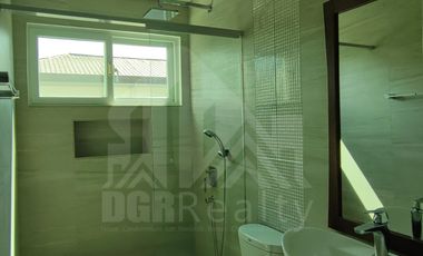 For Sale Spectacular Modish House and Lot in Angeles City Exclusive Subd