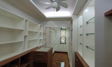 For Sale Spectacular Modish House and Lot in Angeles City Exclusive Subd