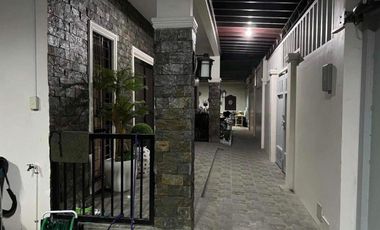 Elegant Palatial Modern Bungalow House w/ Pool in Korean Town, Angeles City