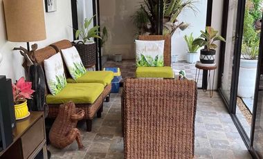 Elegant Palatial Modern Bungalow House w/ Pool in Korean Town, Angeles City