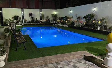 Elegant Palatial Modern Bungalow House w/ Pool in Korean Town, Angeles City