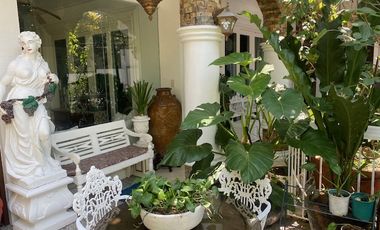 House For Sale in Ayala Alabang Muntinlupa City.