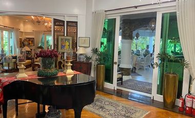 House For Sale in Ayala Alabang Muntinlupa City.