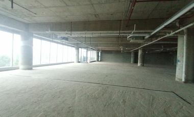 For lease Commercial unit in front of SM Clark, Angeles, Pampanga City