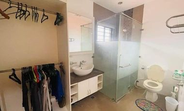 For Sale: Well-Maintained Modern House nr Clark and Korean Town Angeles