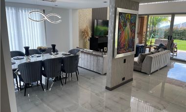 CASA EN VENTA POBLADO SECTOR LA CALERA