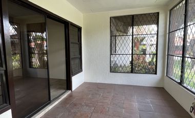 2 Bedroom Bungalow House For Rent in Angeles City near Clark