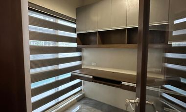 5 Bedroom with Pool for Sale in Pulu Amsic Subd. in Angeles City, Pampanga