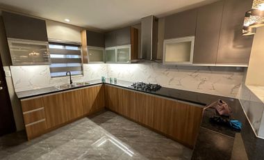 5 Bedroom with Pool for Sale in Pulu Amsic Subd. in Angeles City, Pampanga