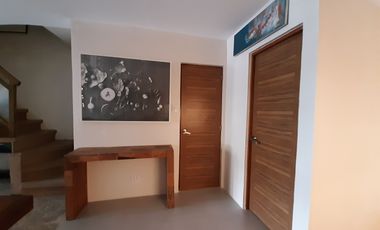 Townhouse for Sale in Tierra Nueva Village