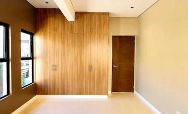 3 Bedroom House For Sale in BF Homes Parañaque