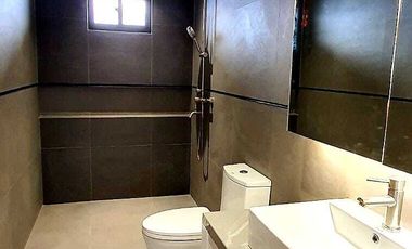 3 Bedroom House For Sale in BF Homes Parañaque