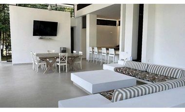 Vendo casa de lujo en Girardot