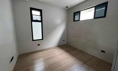 Property with two Bungalow houses in Angeles City, Pampanga for Sale!