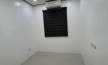 RUSH SALE! MODERN HOUSE AND LOT NEAR CLARK!