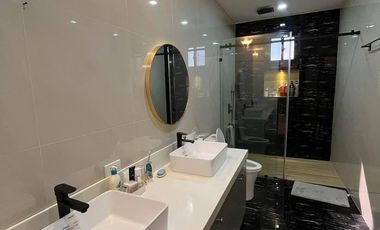 RUSH SALE! MODERN HOUSE AND LOT NEAR CLARK!