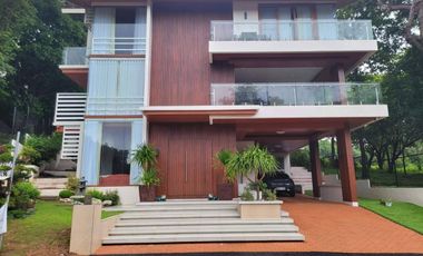 Brand New Aesthetically Pleasing House and Lot For Sale in Anvaya Cove, Morong