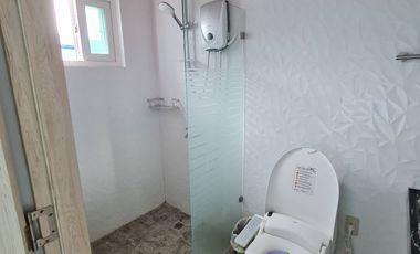 6 Bedrooms Pool/Resort Villa in Angeles City, Pampanga for Sale!