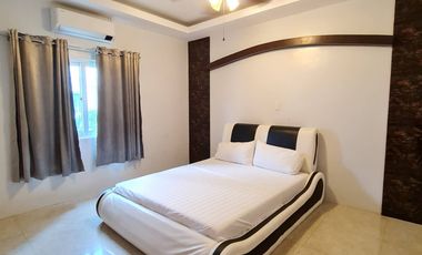 6 Bedrooms Pool/Resort Villa in Angeles City, Pampanga for Sale!