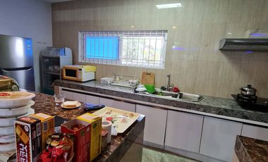Income Generating Pool/Resort Villa in Angeles City for Sale!
