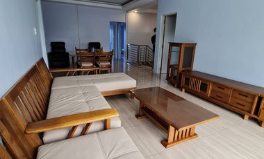 Income Generating Pool/Resort Villa in Angeles City for Sale!