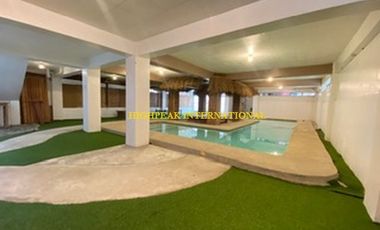 Spacious 8BR House for Rent in Whitesands, Maribago, Mactan