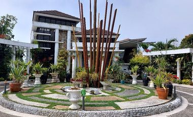 Country Home, Vacation Sanctuary and Full Amenities For Sale in Tuba