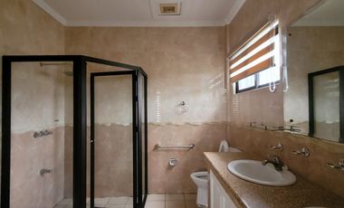 Semi Furnished House and lot for Rent in Angeles City, Pampanga.