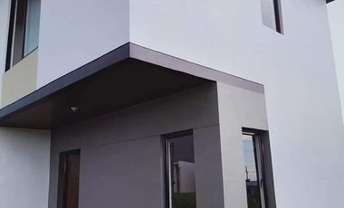 For Sale 2 Storey Townhouse starts with 6K monthly DP in Amaia Scapes Capas