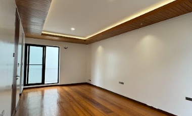 Corner House for Sale in Mckinley Hill Village