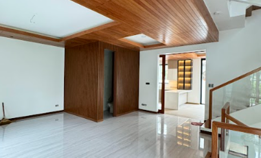 Corner House for Sale in Mckinley Hill Village