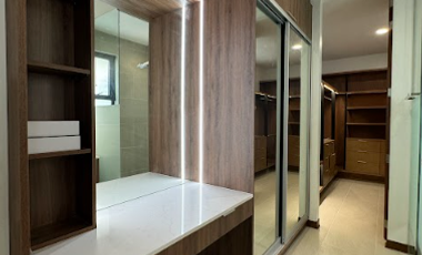 Corner House for Sale in Mckinley Hill Village