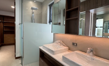 Corner House for Sale in Mckinley Hill Village