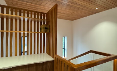 Corner House for Sale in Mckinley Hill Village