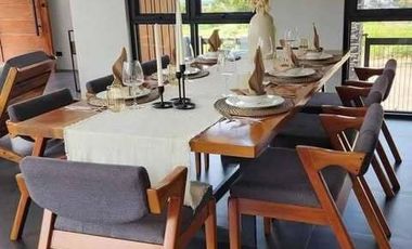 A house and lot in Baguio City's Pinewoods Subdivision is up for sale.