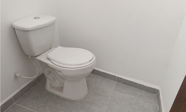 SE ARRIENDAN LOCALES COMERCIALES SOBRE LA QUINTA AVENIDA, SANTA MARTA