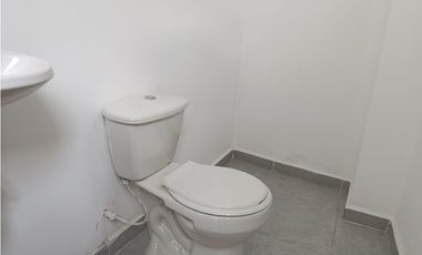 SE ARRIENDAN LOCALES COMERCIALES SOBRE LA QUINTA AVENIDA, SANTA MARTA